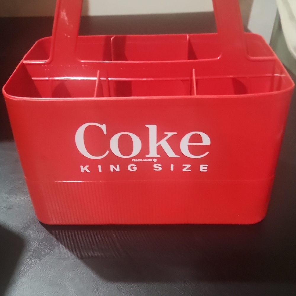Coca-Cola Red King Size Carrier - Picture 3 of 6